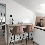Premium Seaview 아파트